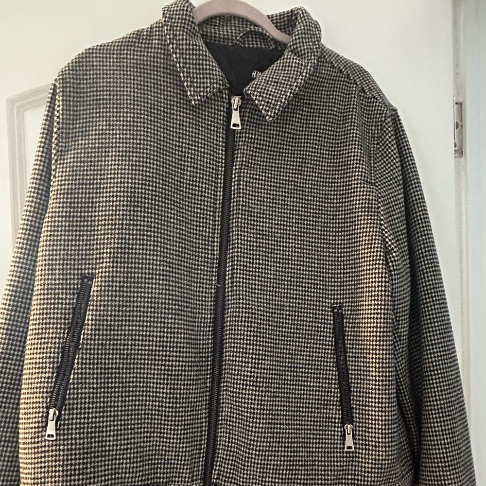 Men’s HM Houndstooth Coat Size L